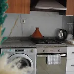 Appartement Bien Situe Avec Piscine A Agadir