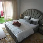 Appartement Bien Situe Avec Piscine A Agadir